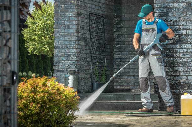 Best Pool Deck Cleaning in Bolivar, MO